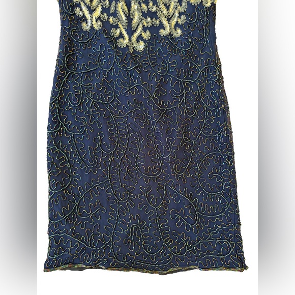 Vintage Night Vogue Sequinned Beaded Evening Dress - Picture 10 of 11